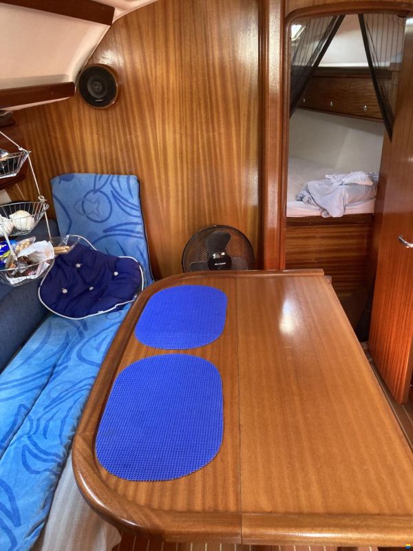 Bavaria 32