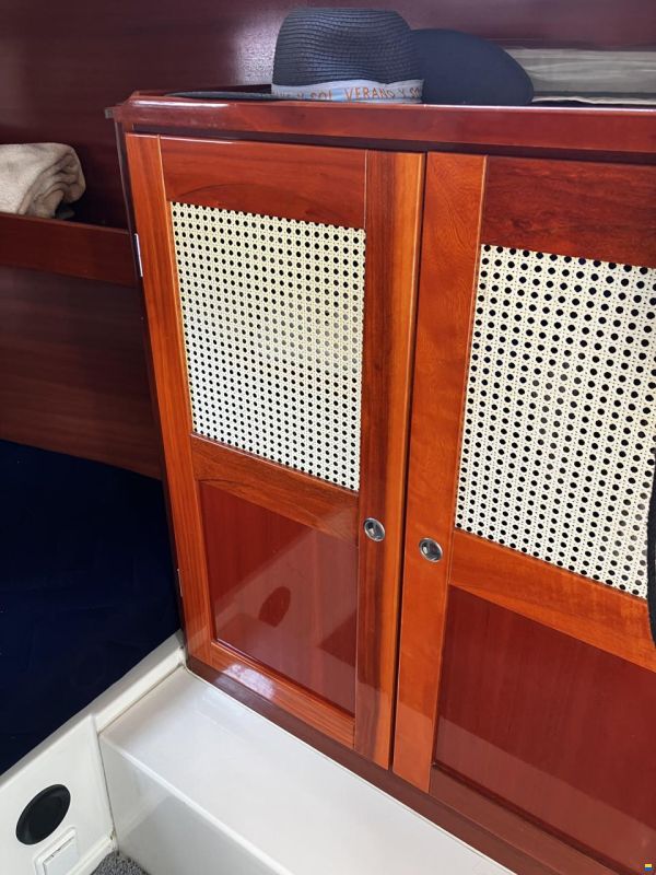 Hanse 371