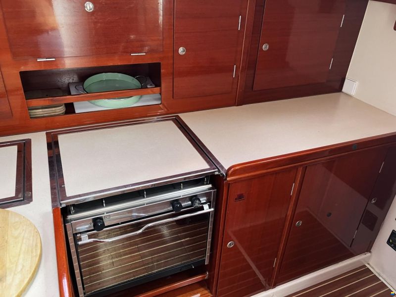 Hanse 371