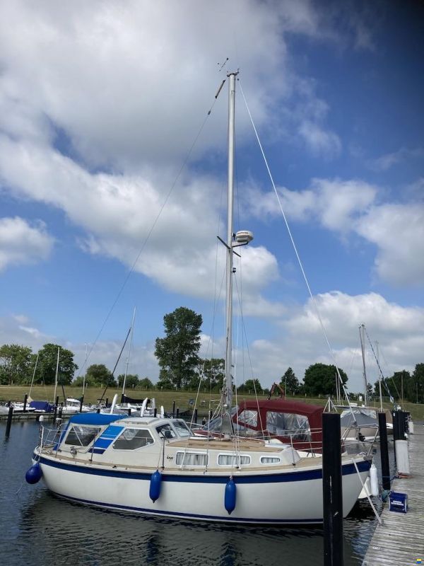 LM Boats 27