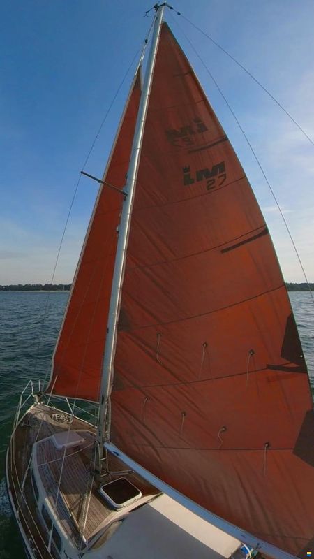 LM Boats 27
