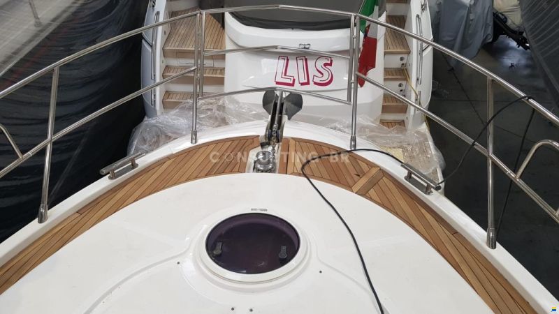 Azimut 47 Fly