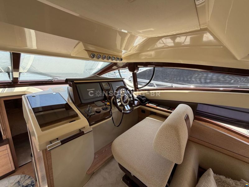 Azimut 47 Fly