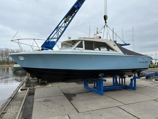 Bertram 26 HT