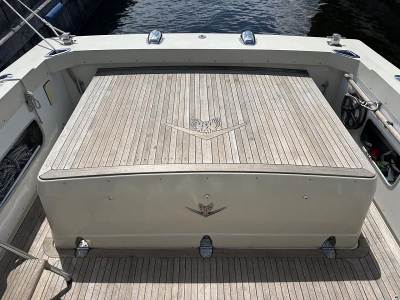 Bertram 26 HT