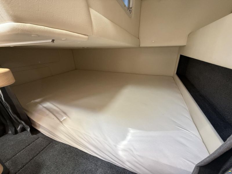 Bayliner 842 Cuddy