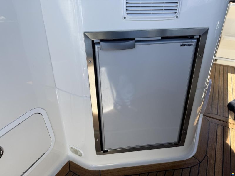 Bayliner 842 Cuddy