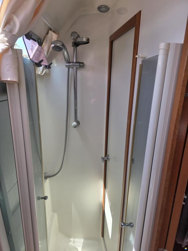 Beneteau Oceanis 46