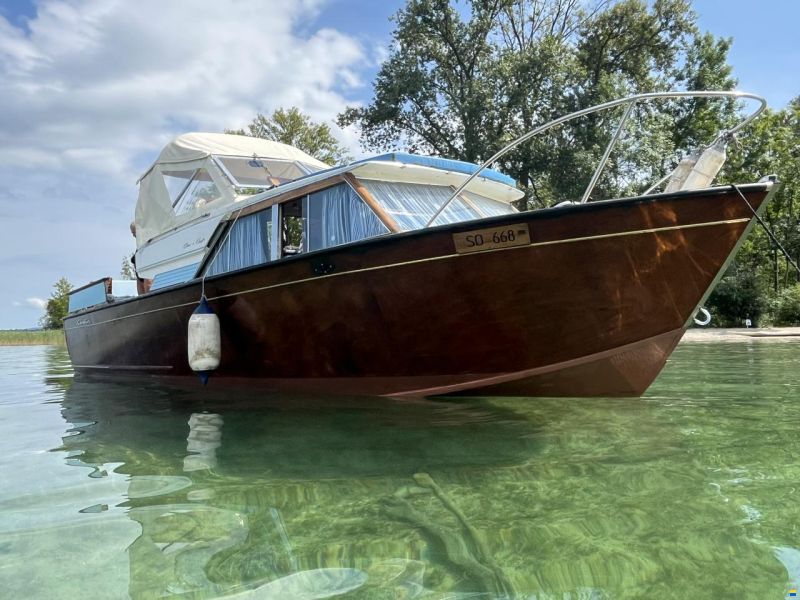 Chris Craft Cavalier 26