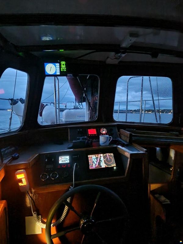 Jade Clipper