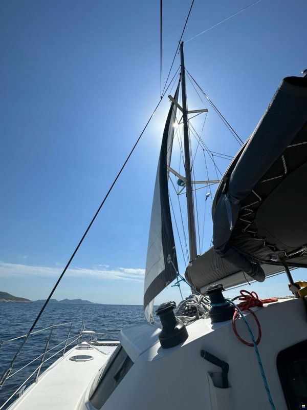 Fountaine Pajot Lavezzi 40