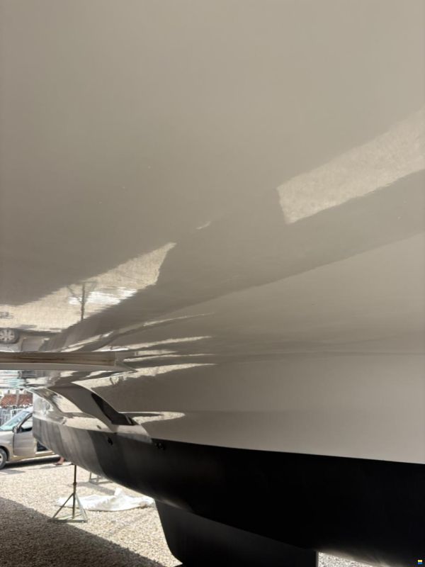 Fountaine Pajot Lavezzi 40