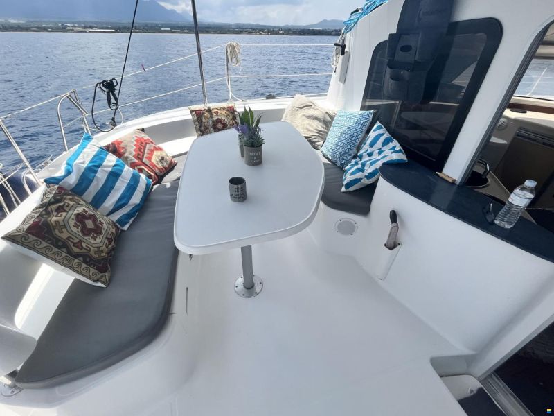 Fountaine Pajot Lavezzi 40