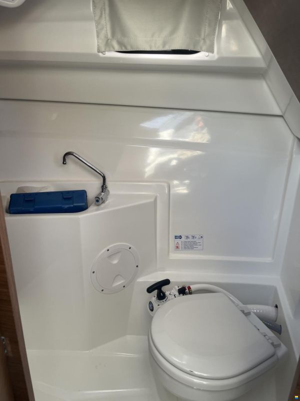 Jeanneau Merry Fisher 695