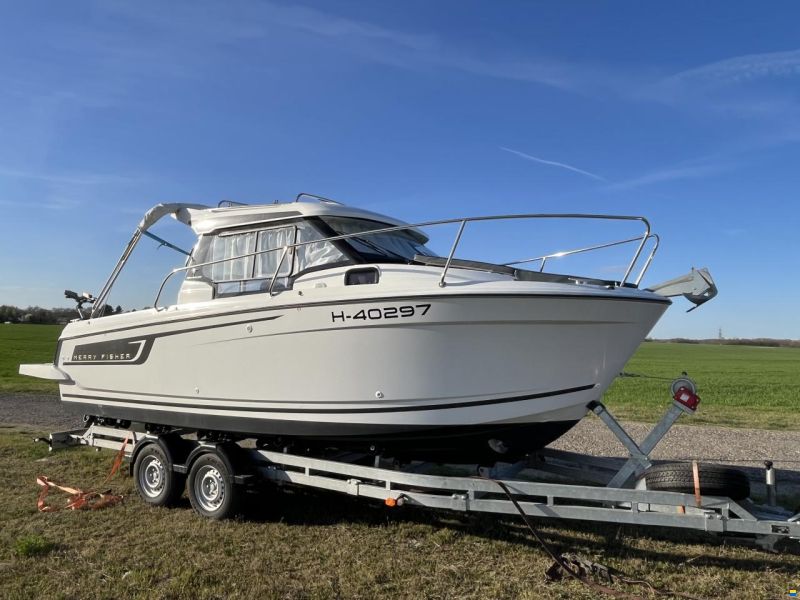 Jeanneau Merry Fisher 695