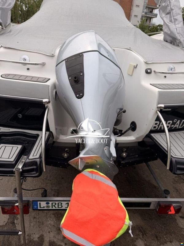 Aqualine 690 Cabin