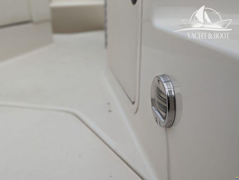 Sea Ray 240 DA Sundancer