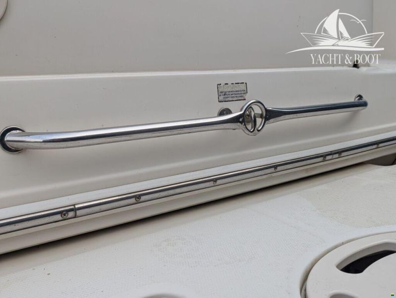 Sea Ray 240 DA Sundancer