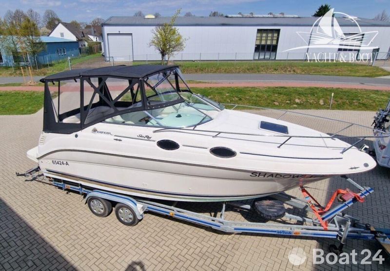 Sea Ray 240 DA Sundancer