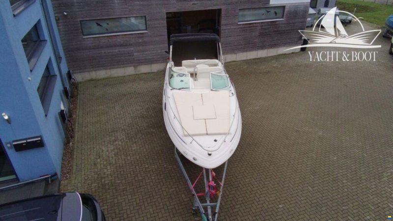 Sea Ray 240 DA Sundancer