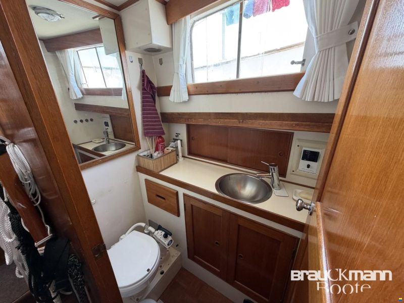 Island Gypsy Trawler 36 Classic