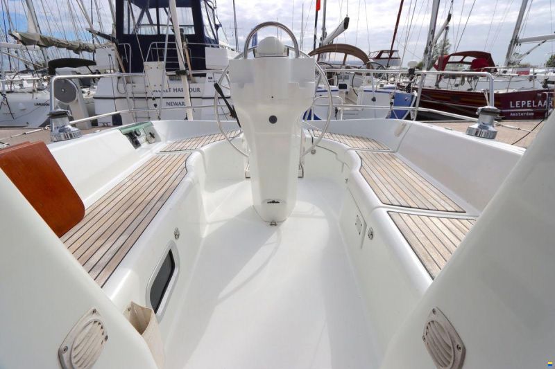 Beneteau Oceanis Clipper 331 Lifting keel