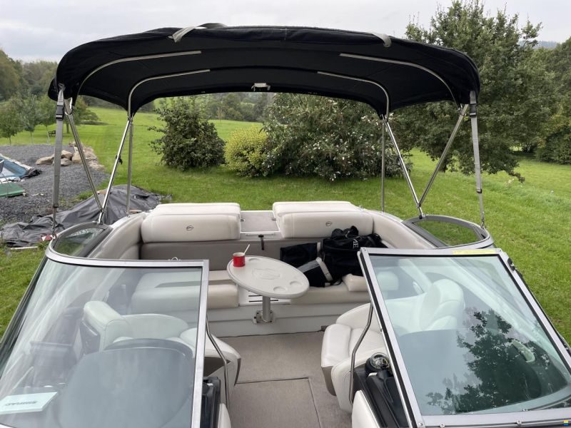 Crownline 212SS
