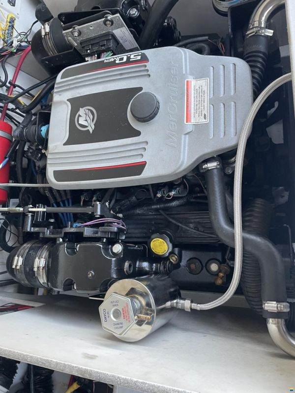 Crownline 212SS