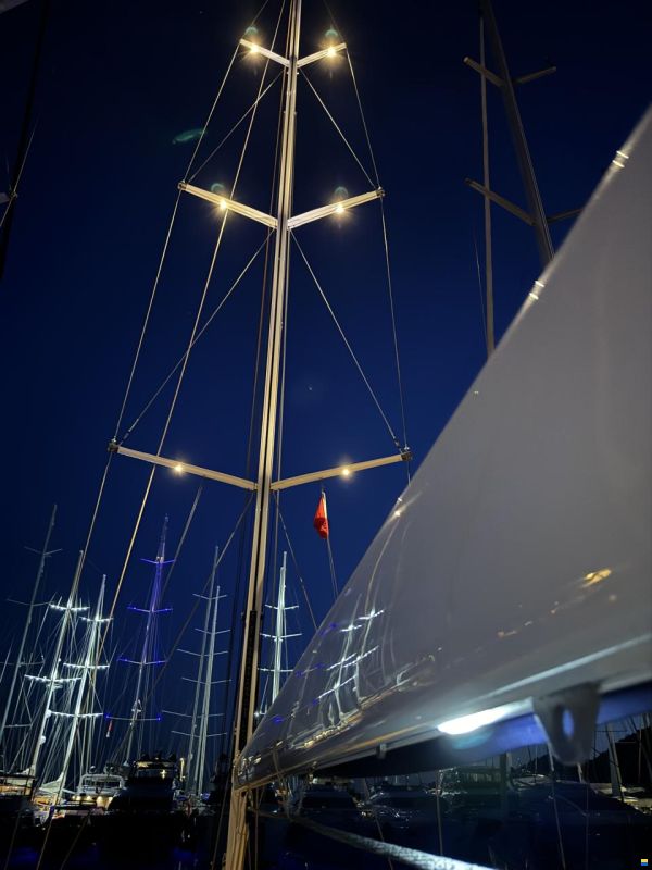 Cantiere del Pardo Grand Soleil 50