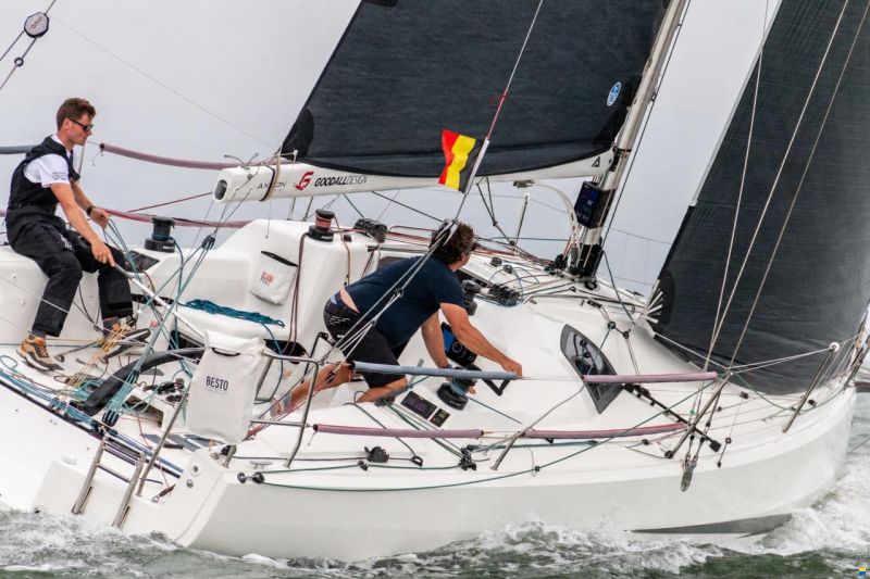 Jeanneau Sun Fast 3300