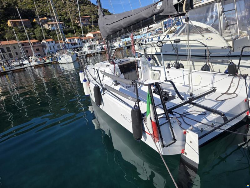 Beneteau First 27 SE