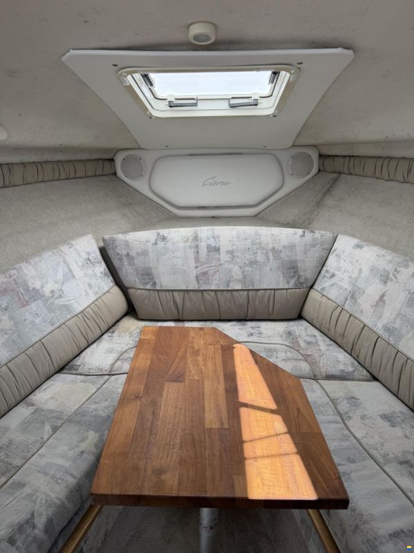 Bayliner 2355