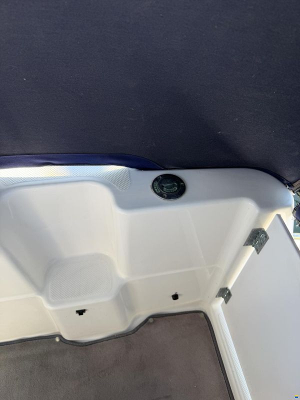 Bayliner 2355