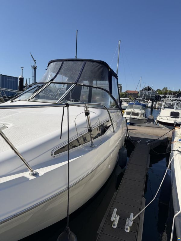 Bayliner 2355