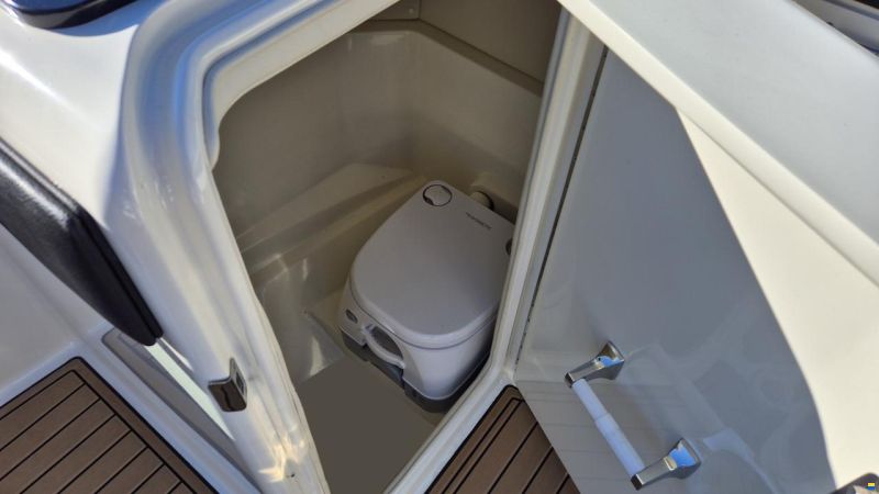 Sea Ray SPX 230