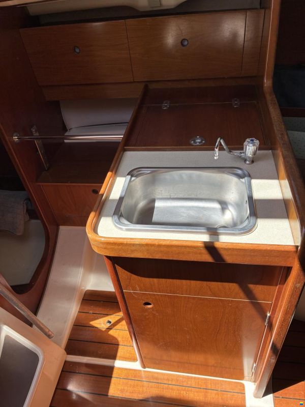 Beneteau Oceanis 281