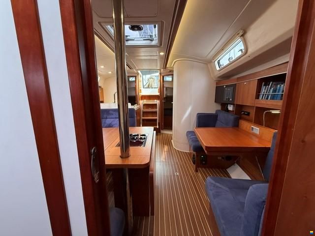 Hanse 385