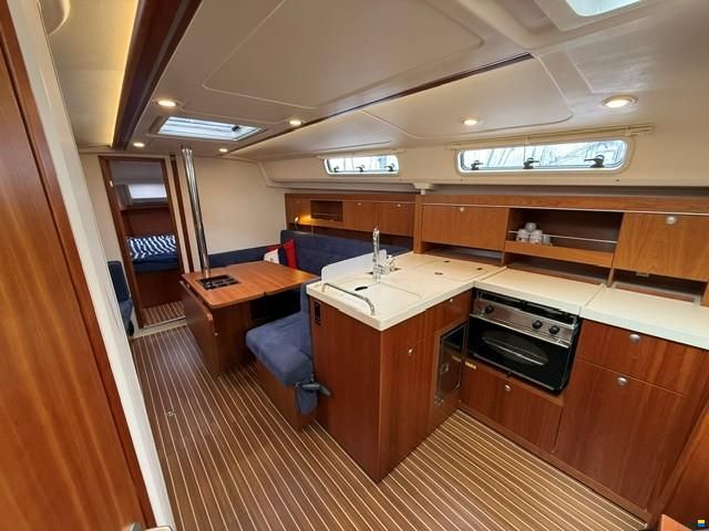Hanse 385