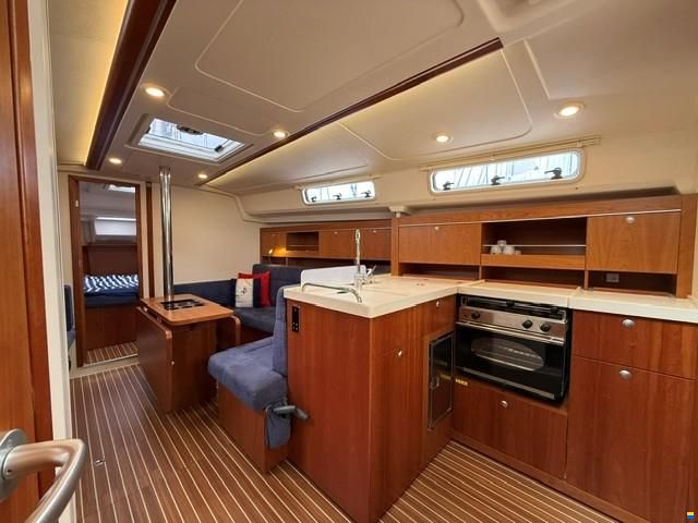 Hanse 385
