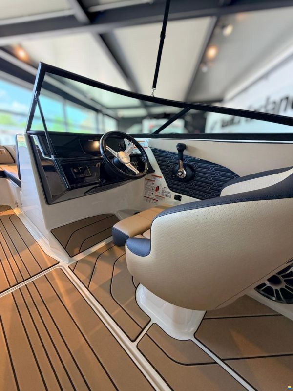 Sea Ray 190 SPX
