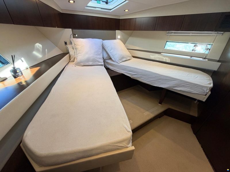 Fairline Squadron 48