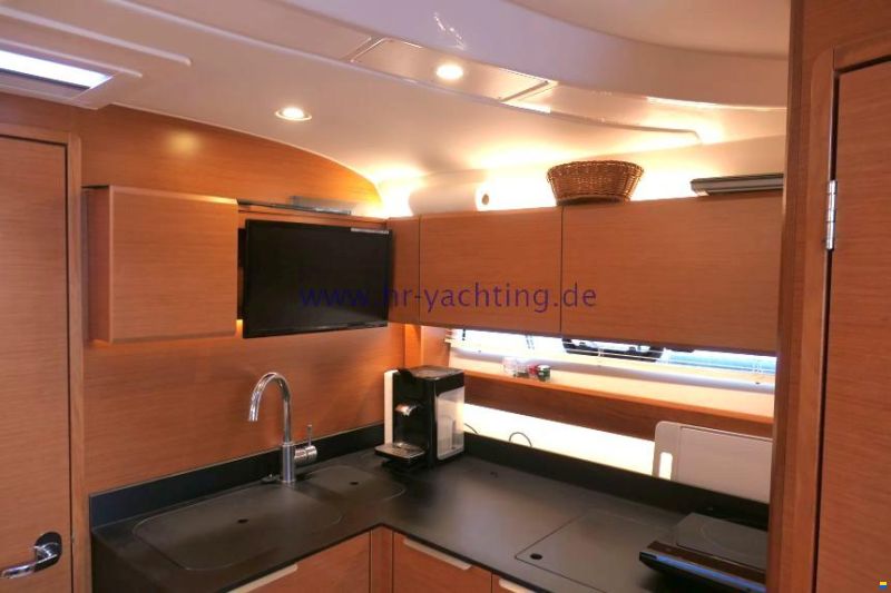 Bavaria 360 HT