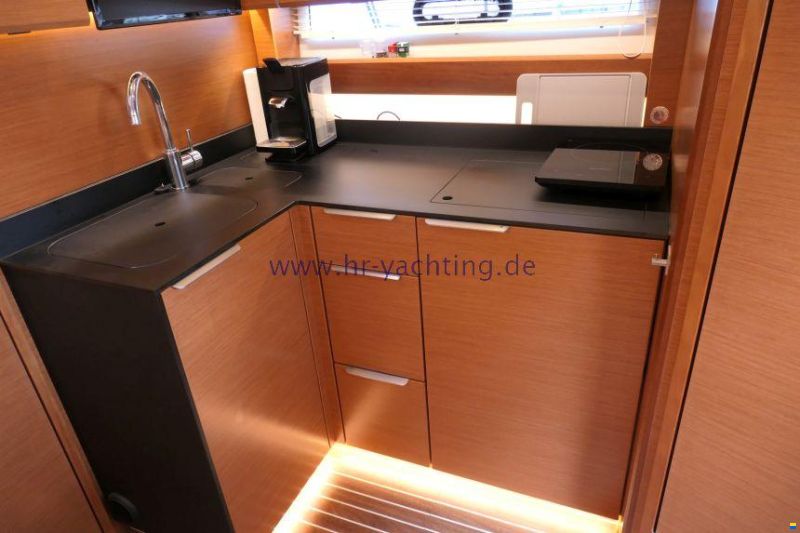 Bavaria 360 HT