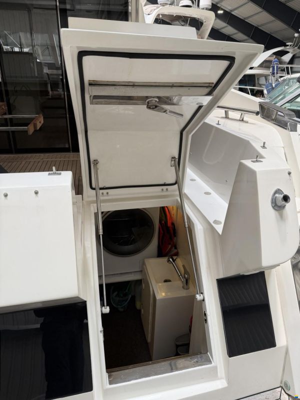 Galeon 550 Fly