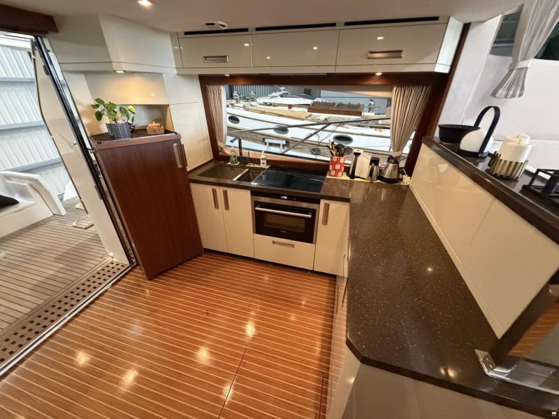 Galeon 550 Fly