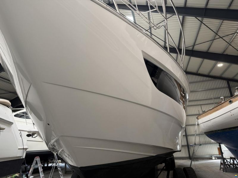Galeon 550 Fly
