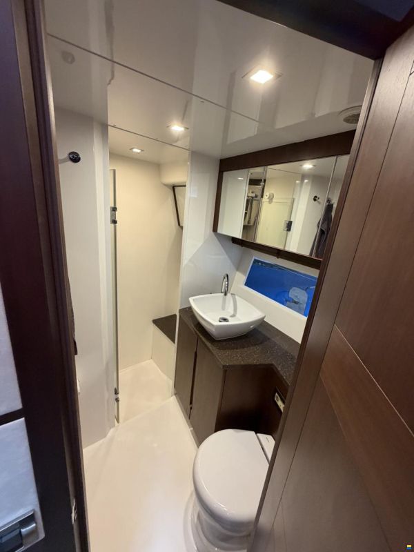 Galeon 550 Fly