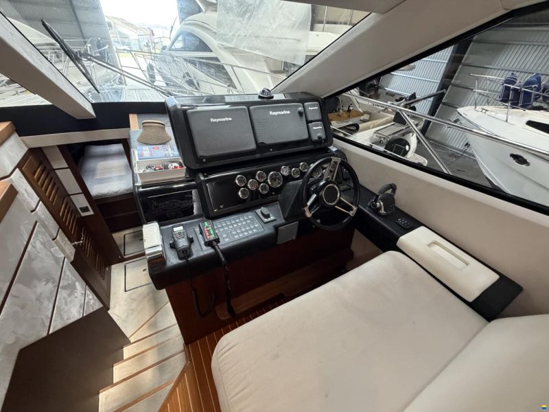 Galeon 550 Fly