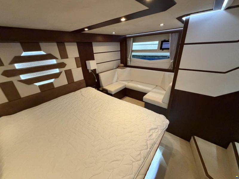 Galeon 550 Fly