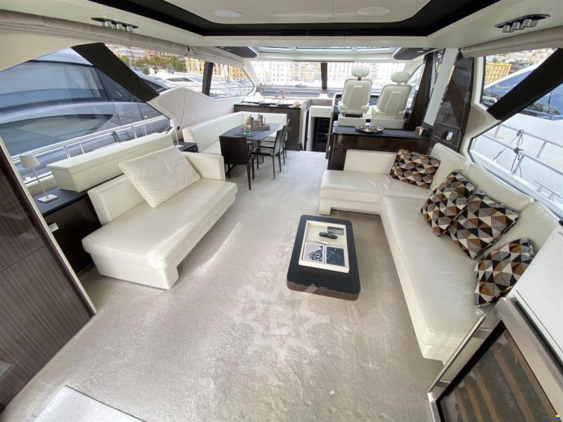 Azimut 77S